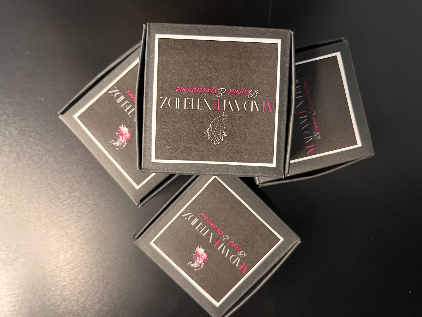 Madam Extendz Accent Acrylic Collector’s Box (limited)