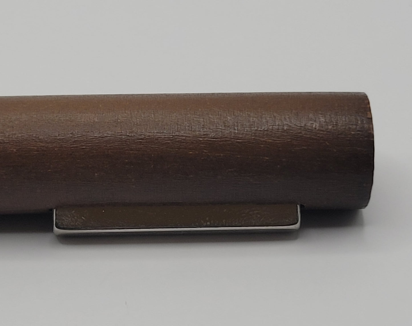 Dual Wooden Cat-Eye Magnet Tool