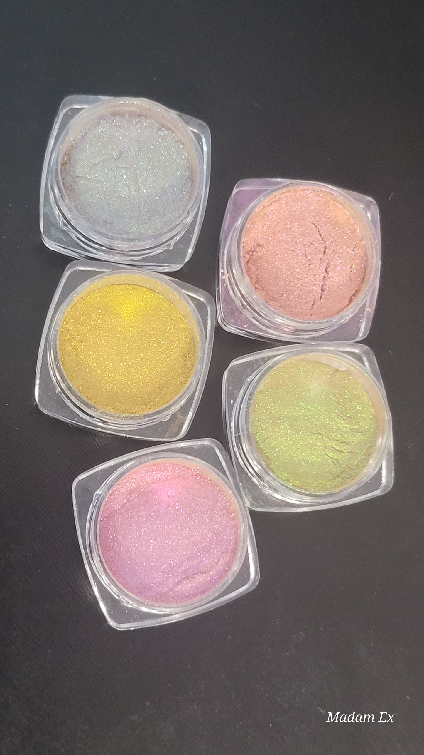 5pc Cat Eye Chrome Accent Powder – Magnetic Shimmer Shades with Styling Tool