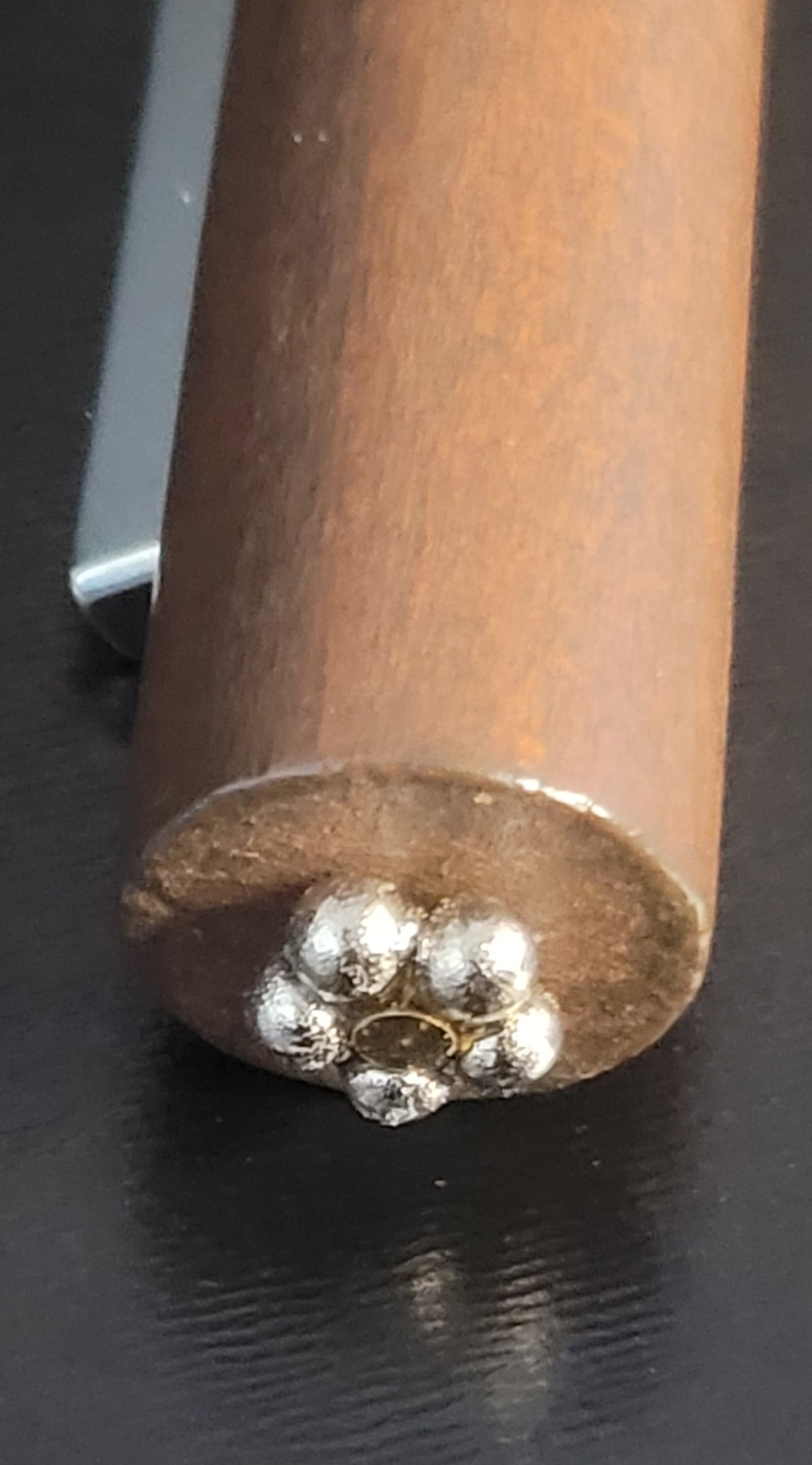 3-in-1 Dual-Ended Cat Eye Nail Magnet – Luxe Wooden Tool for Chrome & Magnetic Nail Art Effects