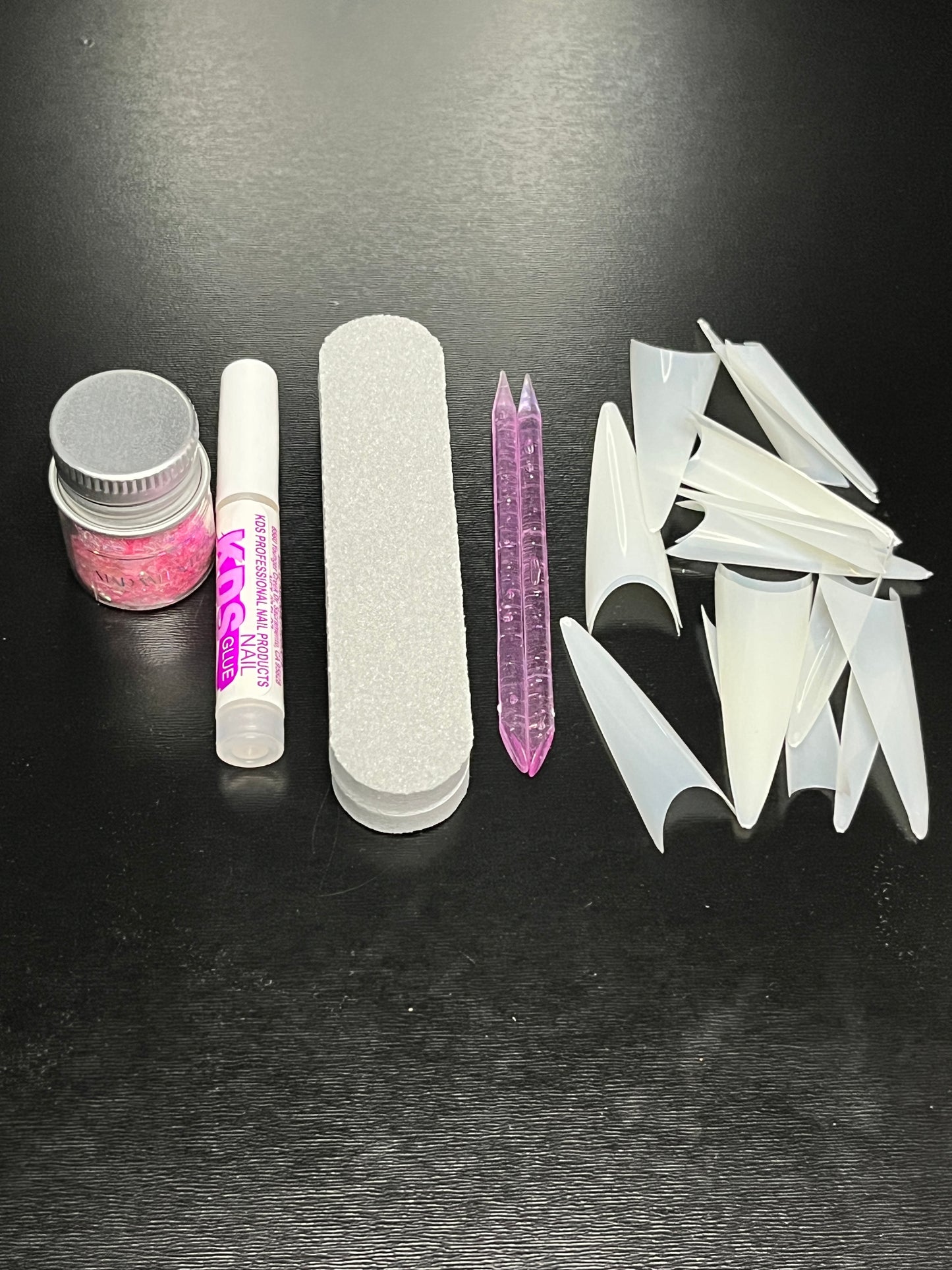 Glow Pro Nail Lamp – Fast-Curing UV/LED Light for Salon-Quality Gel Nails at Home