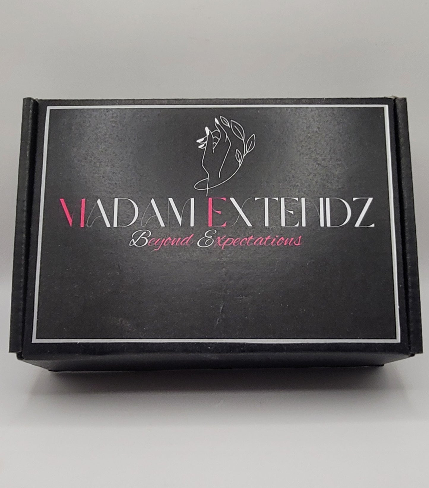 Madam Extendz Accent Acrylic Collector’s Box (limited)