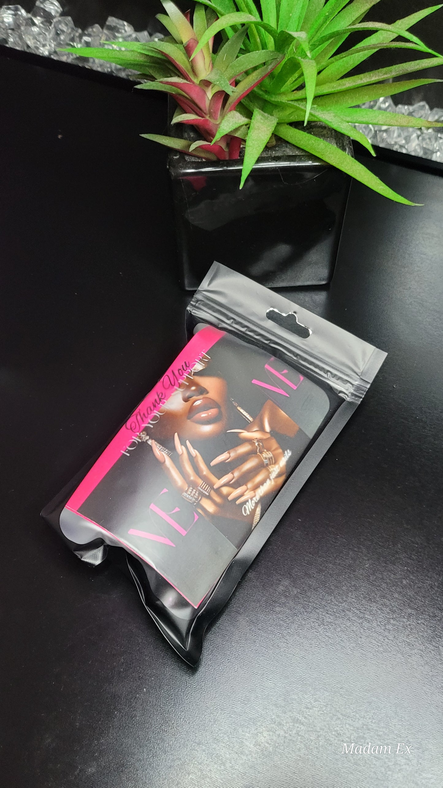 Gellen Solid Nail Glue with Remover – Strong Hold, Easy Removal, Professional Nail Adhesive for Press On Nails & Nail Art